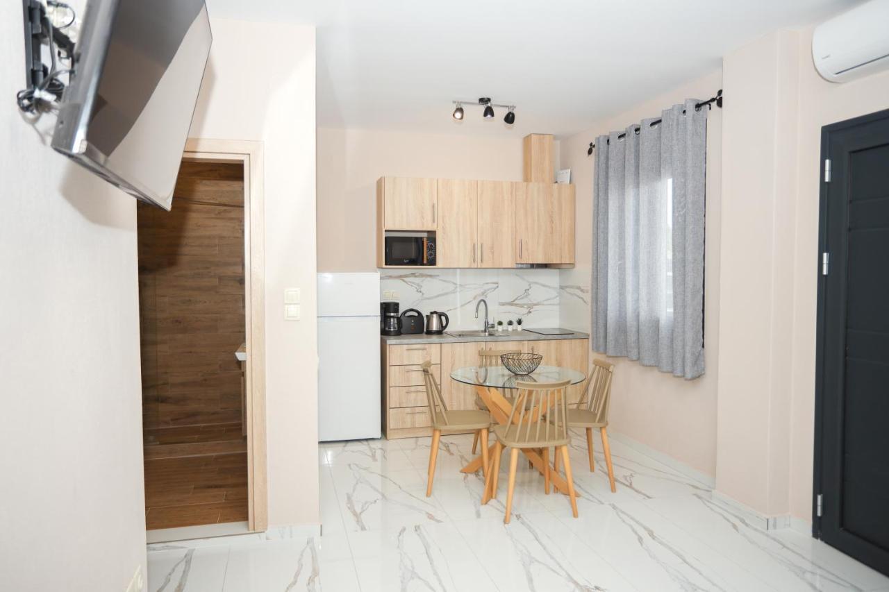 Greka Apartments Kalyves Polygyrou 外观 照片